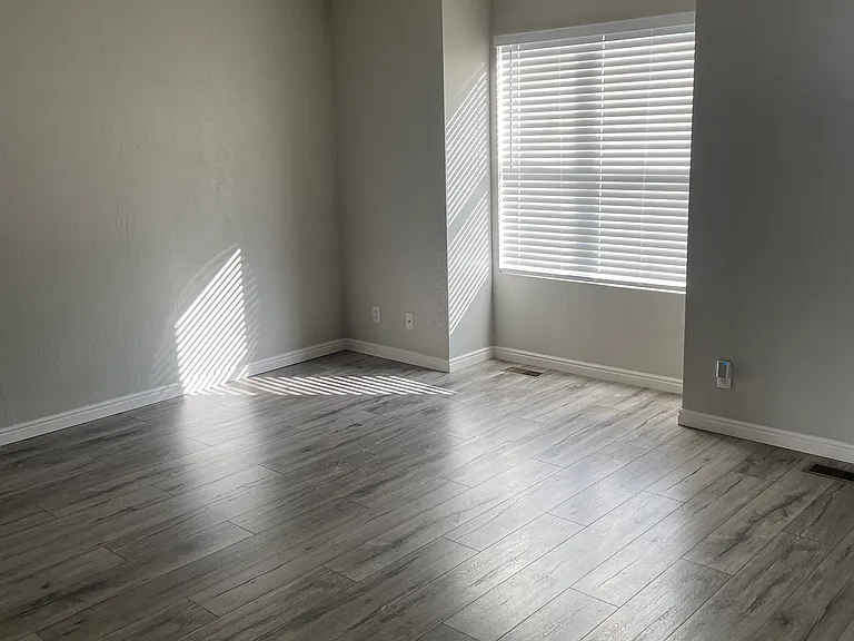 6046 S Macbeth Ct — Photo 9