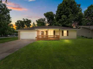 2607 E Cragmont St, Springfield, MO 65804