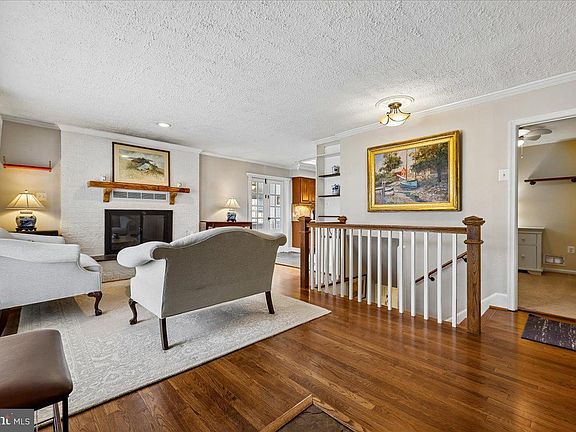 5th image of 3220 Blueford Rd