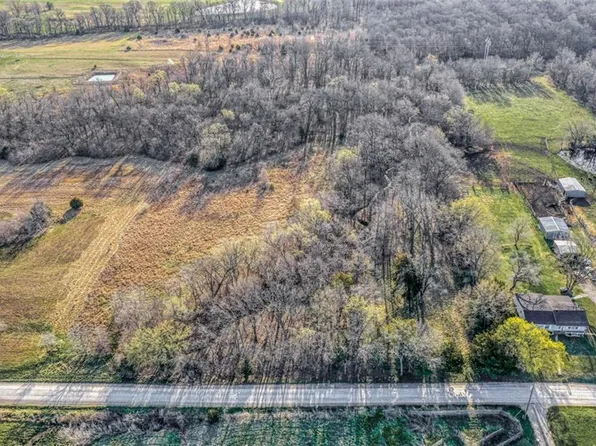 22023 S Excelsior Rd, Harrisonville, MO 64701