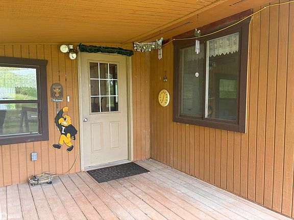 5th image of 26876 180th St