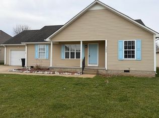 360 Cedar Hollow Dr, Bowling Green, KY 42101