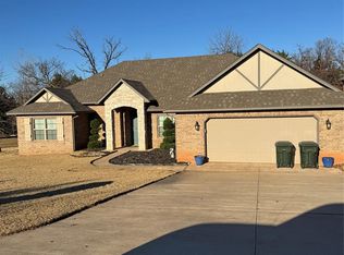 8720 Tall Oaks Dr, Guthrie, OK 73044