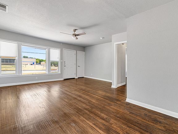 4th image of 3032 Marys Ln