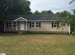 421 Ccc Camp Rd, Greer, SC 29651