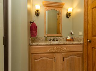 2780 Nish Rd, Crystal Lake, IL 60012