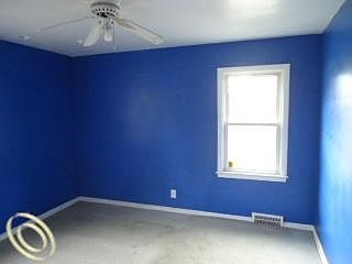4th image of 18600 Morang Dr