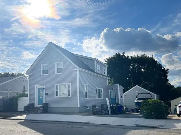 81 Burgess Ave, East Providence, RI 02914