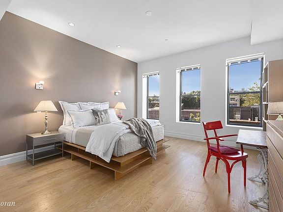 5th image of 618 Dean St APT 4C