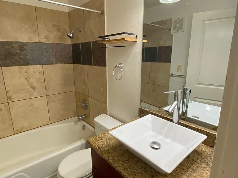 523 Prospect St — Photo 9