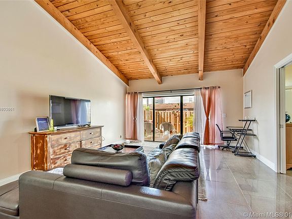4th image of 2613 S Parkview Dr #2613
