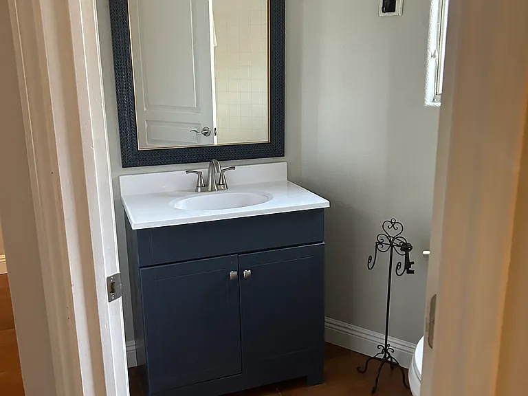 Second bathroom with full bath