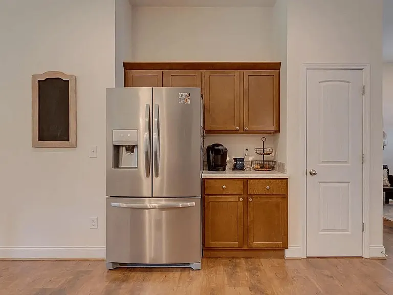 1018 Poplar Drive Ext — Photo 10