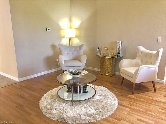 3rd image of 131 Glen Eagle Cir