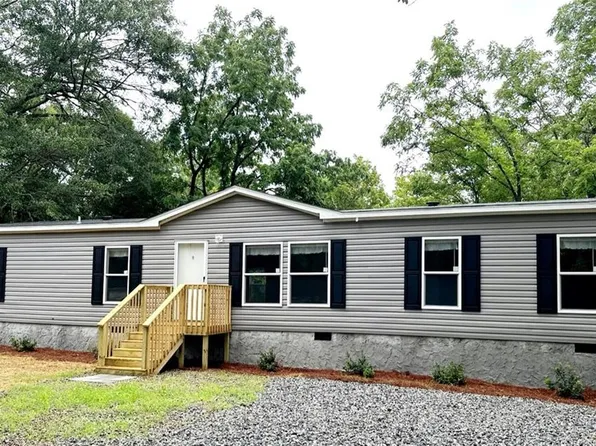 3230 Hall Dr, Gainesville, GA 30501