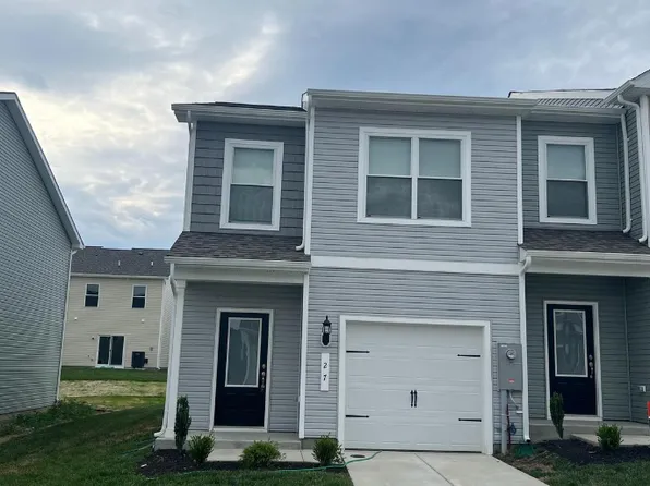 27 Cramsford St, Falling Waters, WV 25419