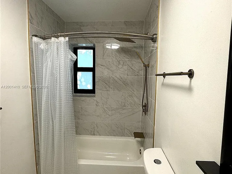 5530 NW Miami Ct — Photo 34