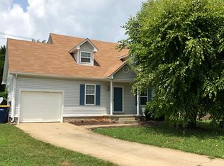 312 Rosie Ct, Bowling Green, KY 42103