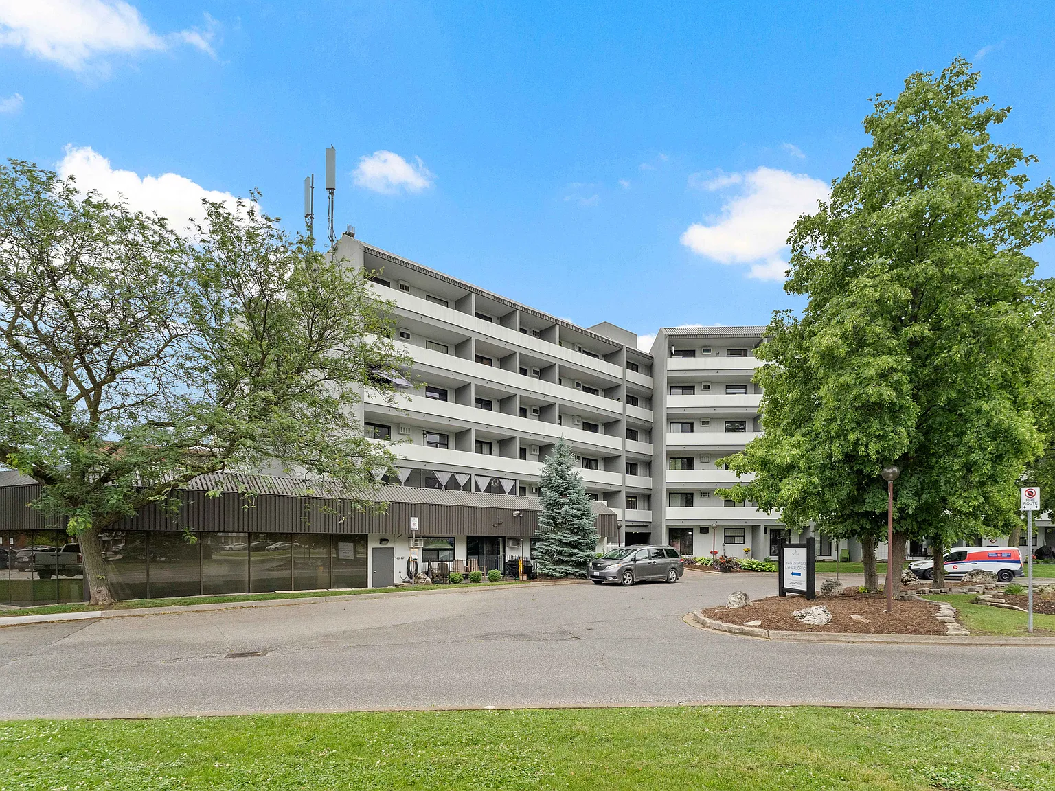 Plaza East Apartments — Photo 2