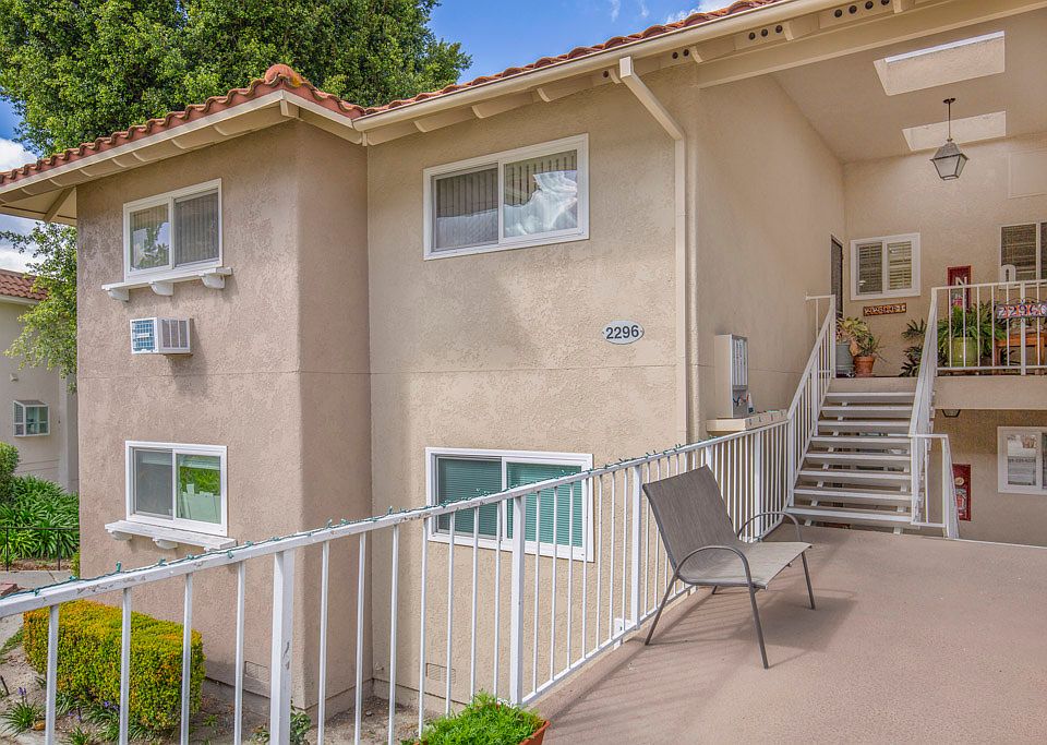 9 steps up to 2296 Via Puerta #N