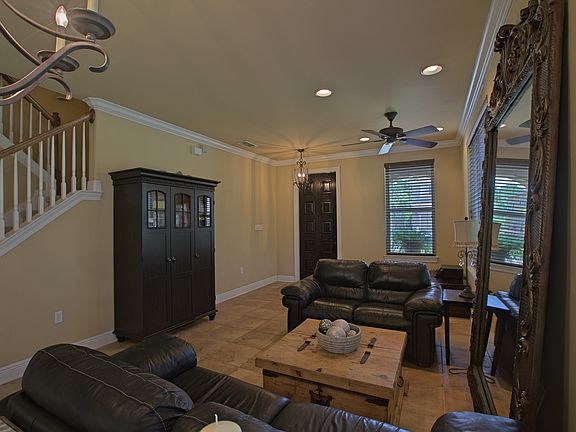 3rd image of 139 Dominica Ct