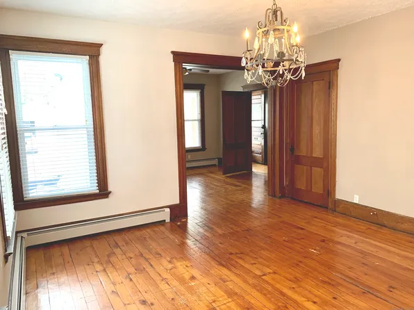 83 Foster St #1, New Haven, CT 06511