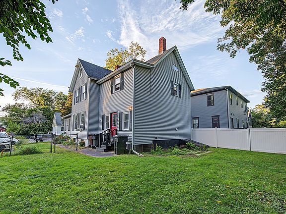 4th image of 10 Lewis St