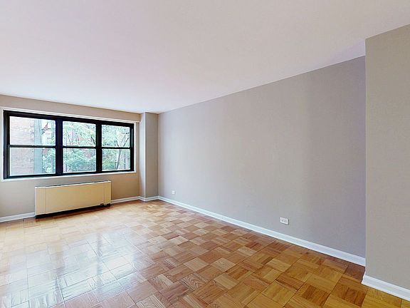 3rd image of 160 E 88th St APT 3K