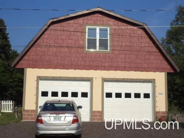 26880 Amygdaloid St, Calumet, MI 49913