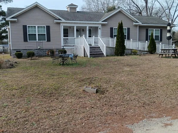110 Turkey Heights St, Saint Matthews, SC 29135