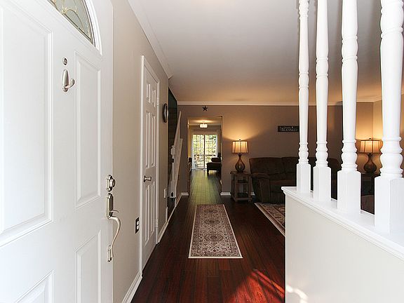 3rd image of 11710 Critton Cir