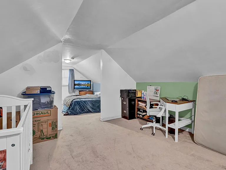 1834 Twain St — Photo 1
