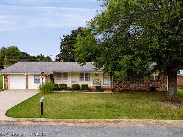 106 N Lillard Ln, Sallisaw, OK 74955