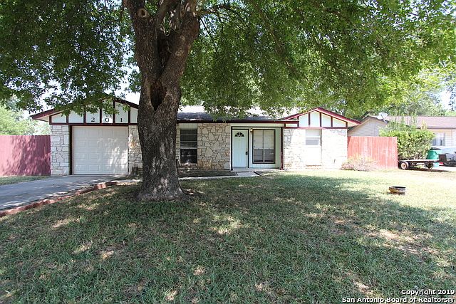 1st image of 201 Lori Lynn Dr