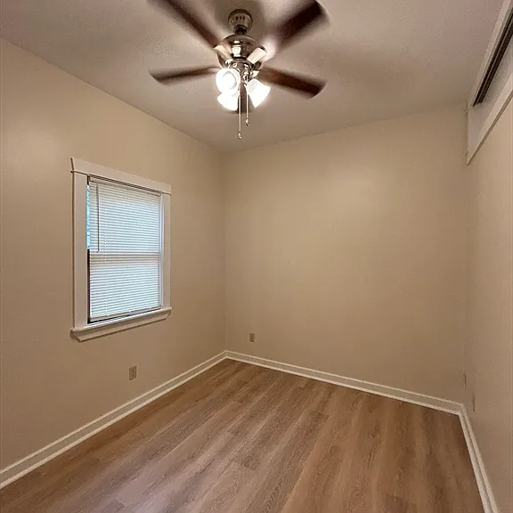 1042 Sassaquin Ave #1 — Photo 9