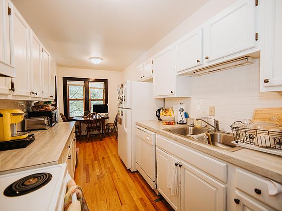 3rd image of 683 Hague Ave APT 1
