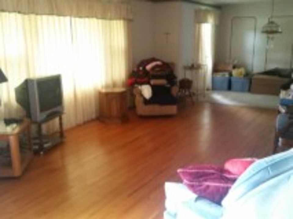 2nd image of 210 Ridge Rd