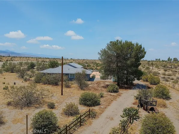 13384 Sheepcreek Rd, Phelan, CA 92371