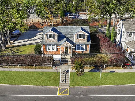 3rd image of 7 Grand Ave