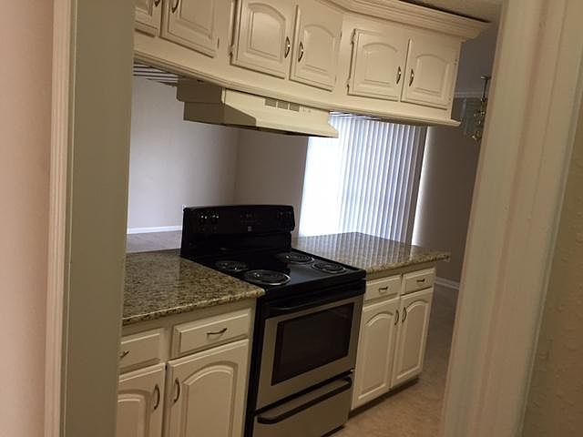 1st image of 16818 Rapidcreek Dr