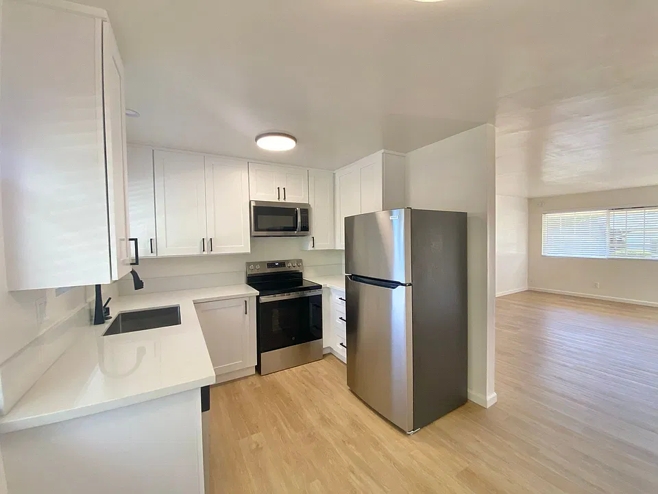 Price Reduced! | Available Now! Newly Remodeled Spacious 3-Bedroom Apartment In The Heart Of Sant...