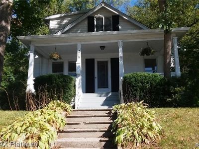 215 S East St, Brighton, MI, 48116