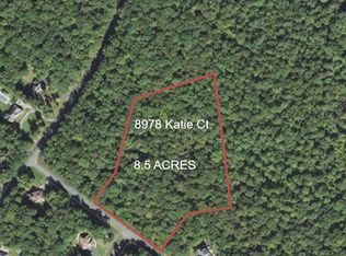 8978 Katie Ct, Port Tobacco, MD 20677