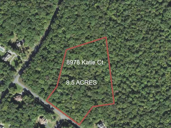 8978 Katie Ct, Port Tobacco, MD 20677