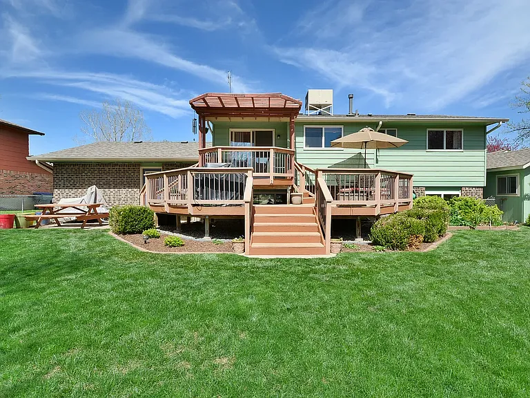 1403 Lefthand Dr — Photo 15