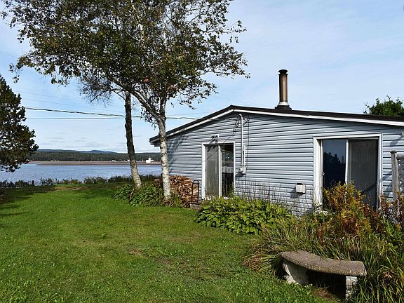 2nd image of 208 Lighthouse Rd