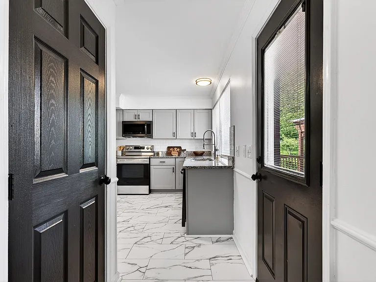 6450 Hadden Bay Dr — Photo 17