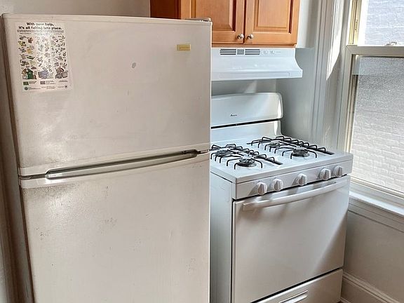 3rd image of 23-31 33rd St #2R