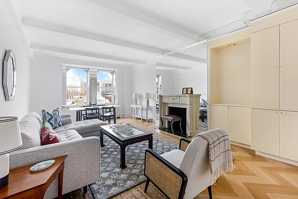 Sold by Compass | media 2