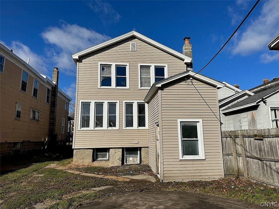 77 E 5th St, Oswego, NY 13126 Zillow